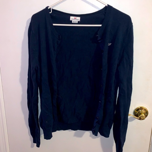 50% OFF BEFORE PURCHASE! Vineyard Vines Cardigan - Picture 3 of 4